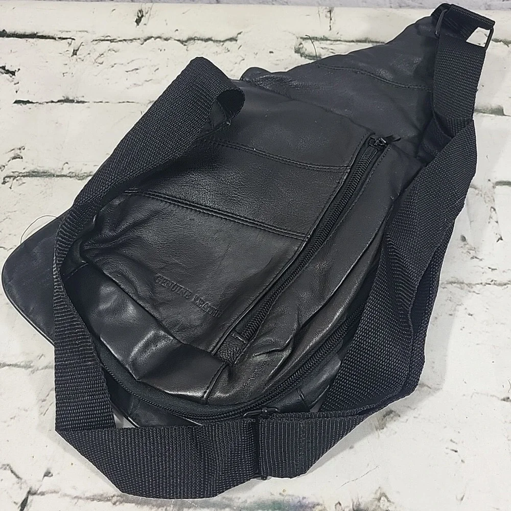 BUXTON Sling Shoulder Bag Soft Genuine‎ Leather Backpack Black Hobo Tote Pockets